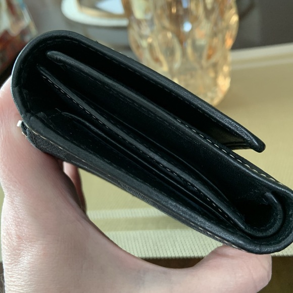 Coach long wallet with check book cover - Picture 16 of 16